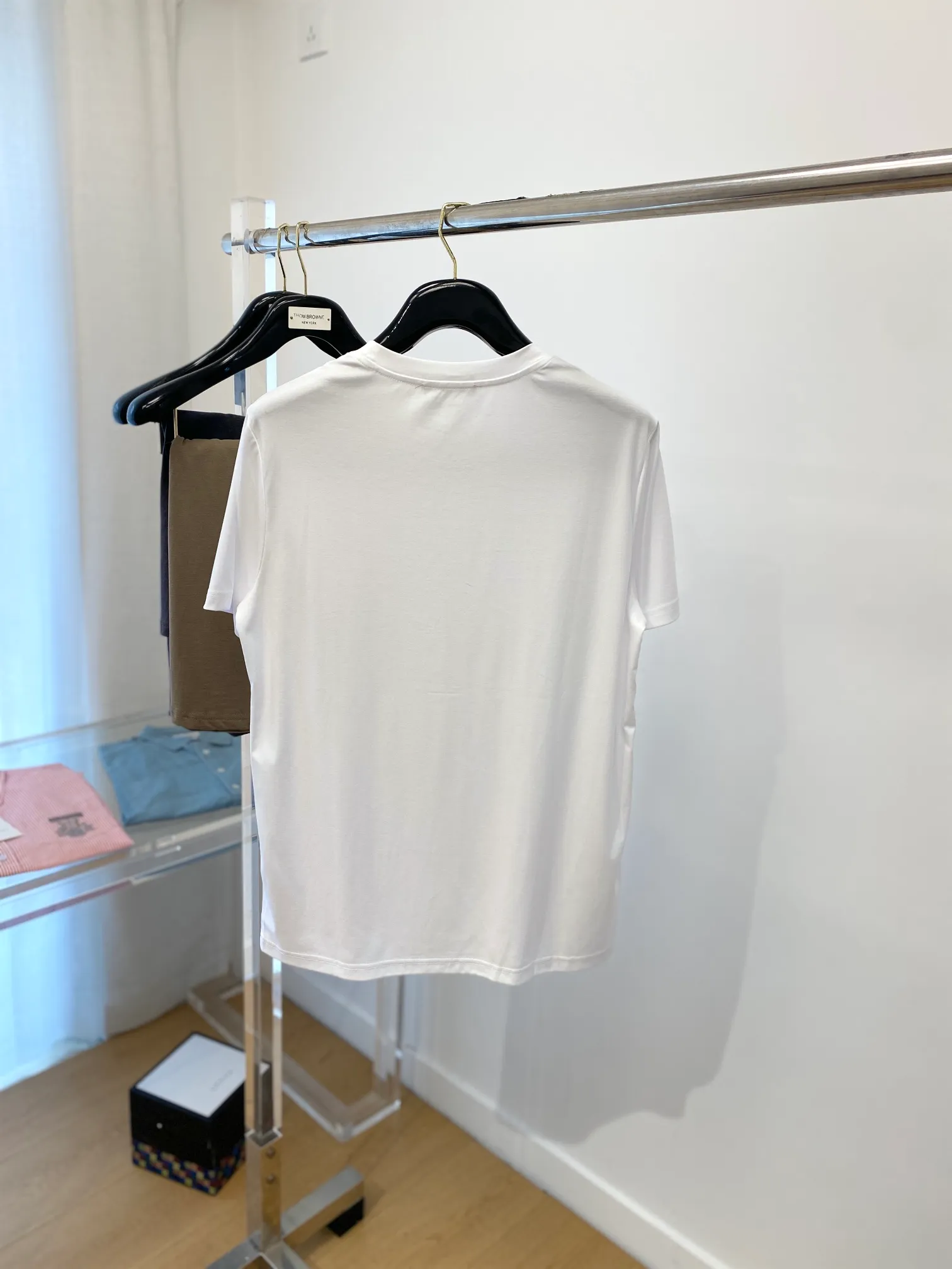 、 T ， ， logo， Versatile 。 ， ， ， ，Sizes M-3XL